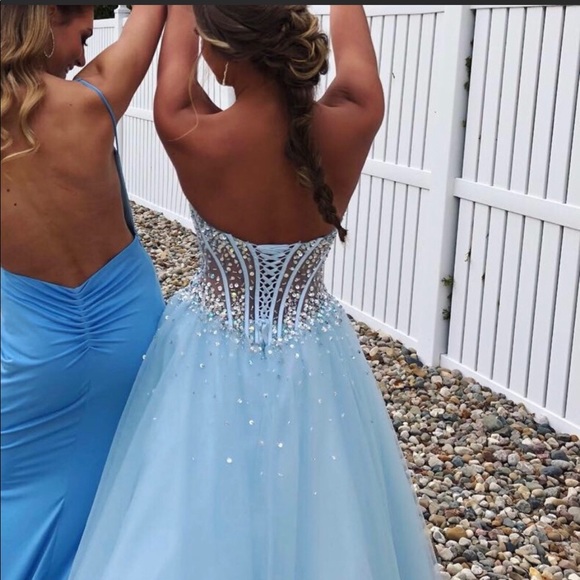 Prom dress - Picture 2 of 2